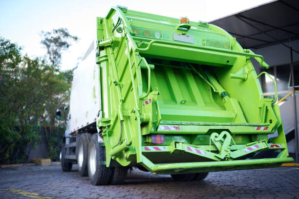 Best Estate Cleanout Services  in Oskaloosa, KS